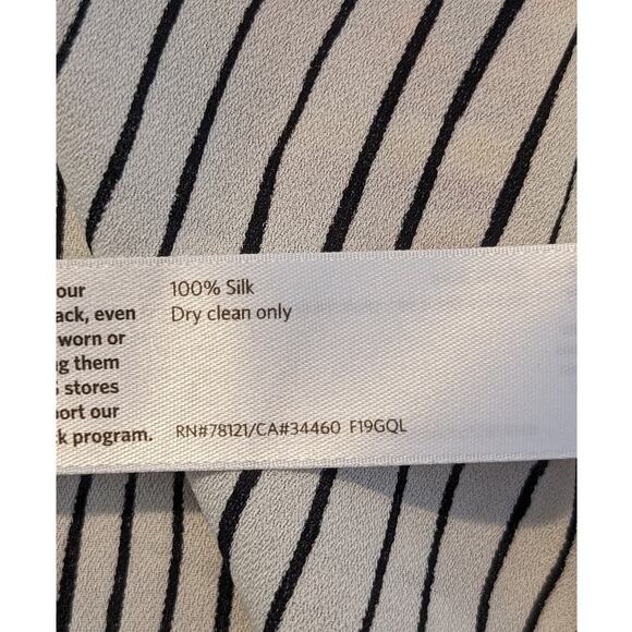 Eileen Fisher Linear Printed Silk Bateau Neck Long Shell Bone/Black Womens Sz XS - Picture 6 of 9